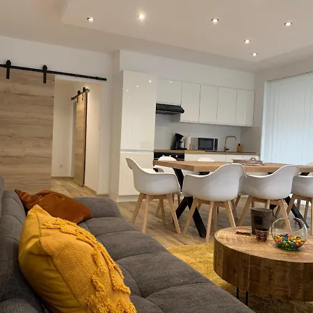 En Bord De - La Vie Boheme Apartment *